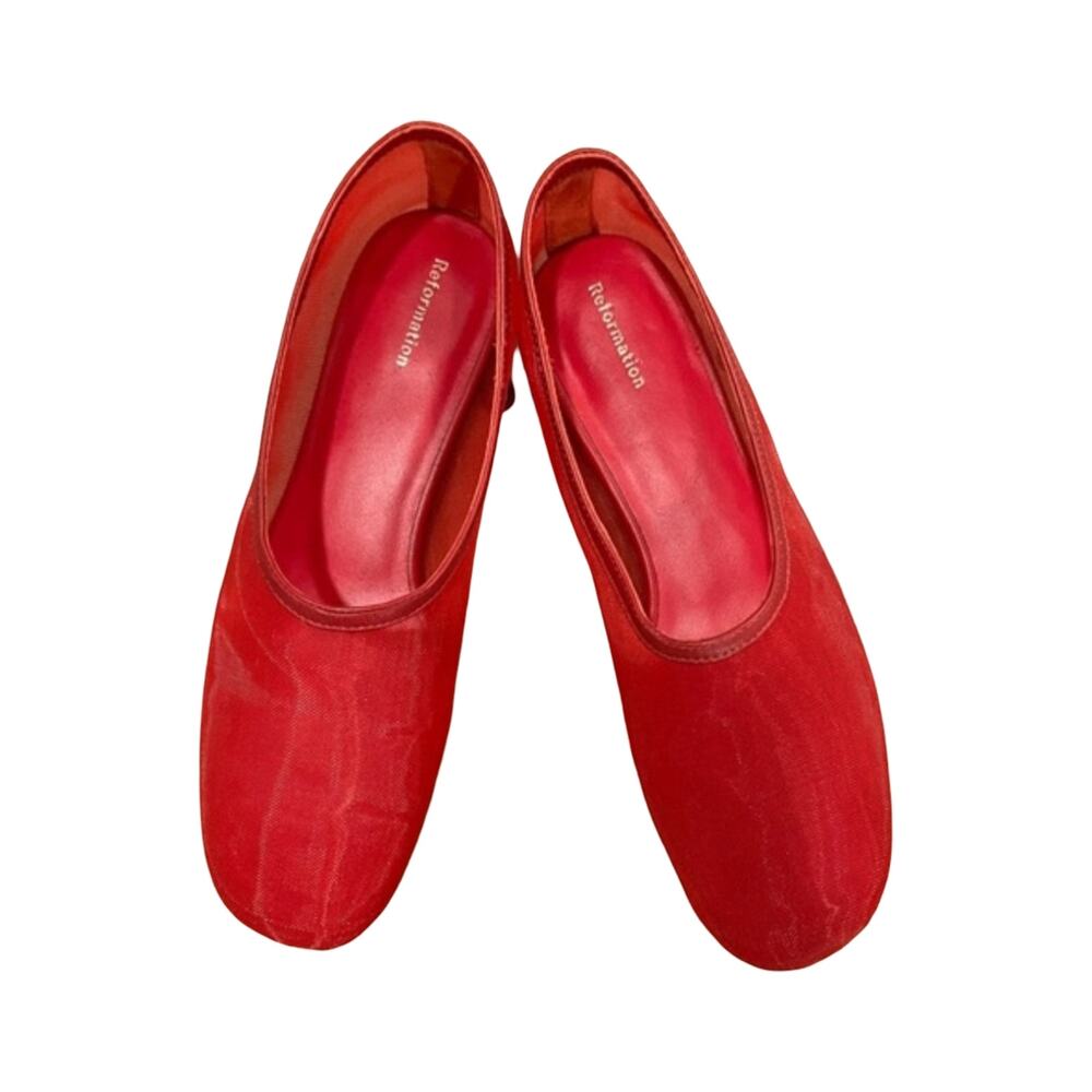 Reformation Britt Red Mesh Glats Size:‎ 8.5